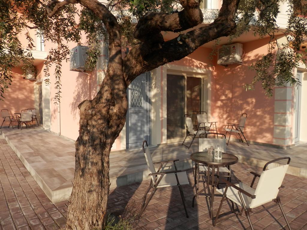 Thea Athos Apartment ลิเมนาเรีย ภายนอก รูปภาพ