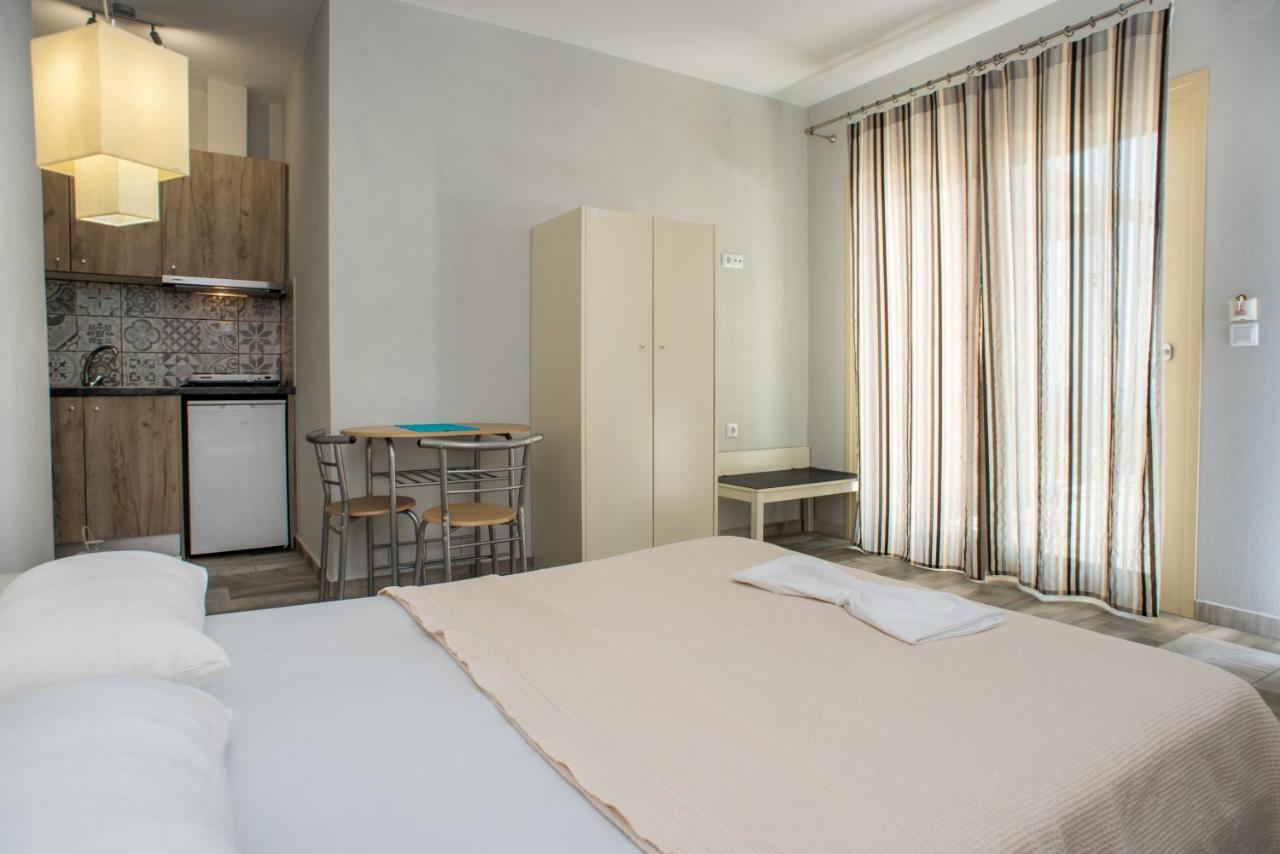 Thea Athos Apartment ลิเมนาเรีย ภายนอก รูปภาพ