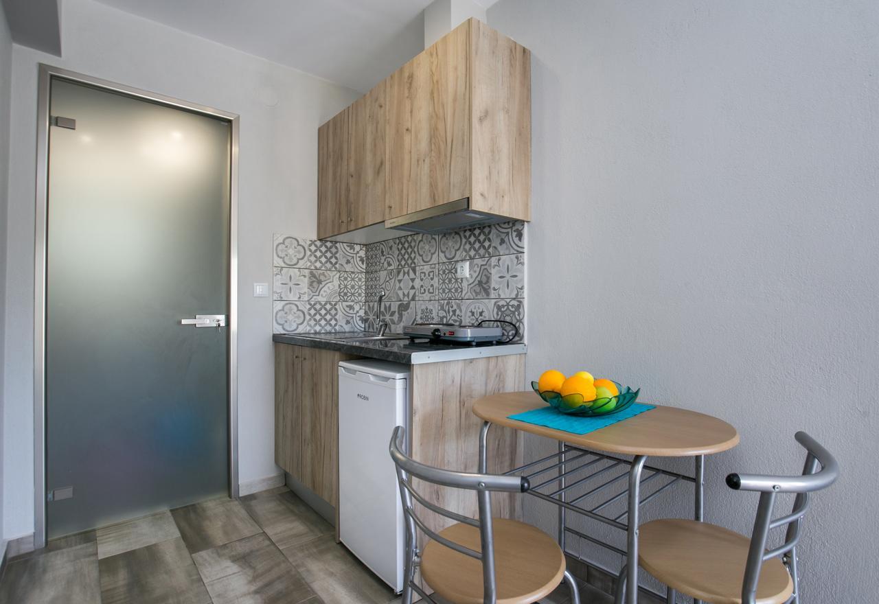 Thea Athos Apartment ลิเมนาเรีย ภายนอก รูปภาพ